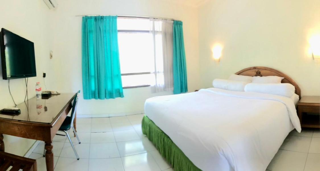 Front One Resort Indraloka Temanggung Экстерьер фото