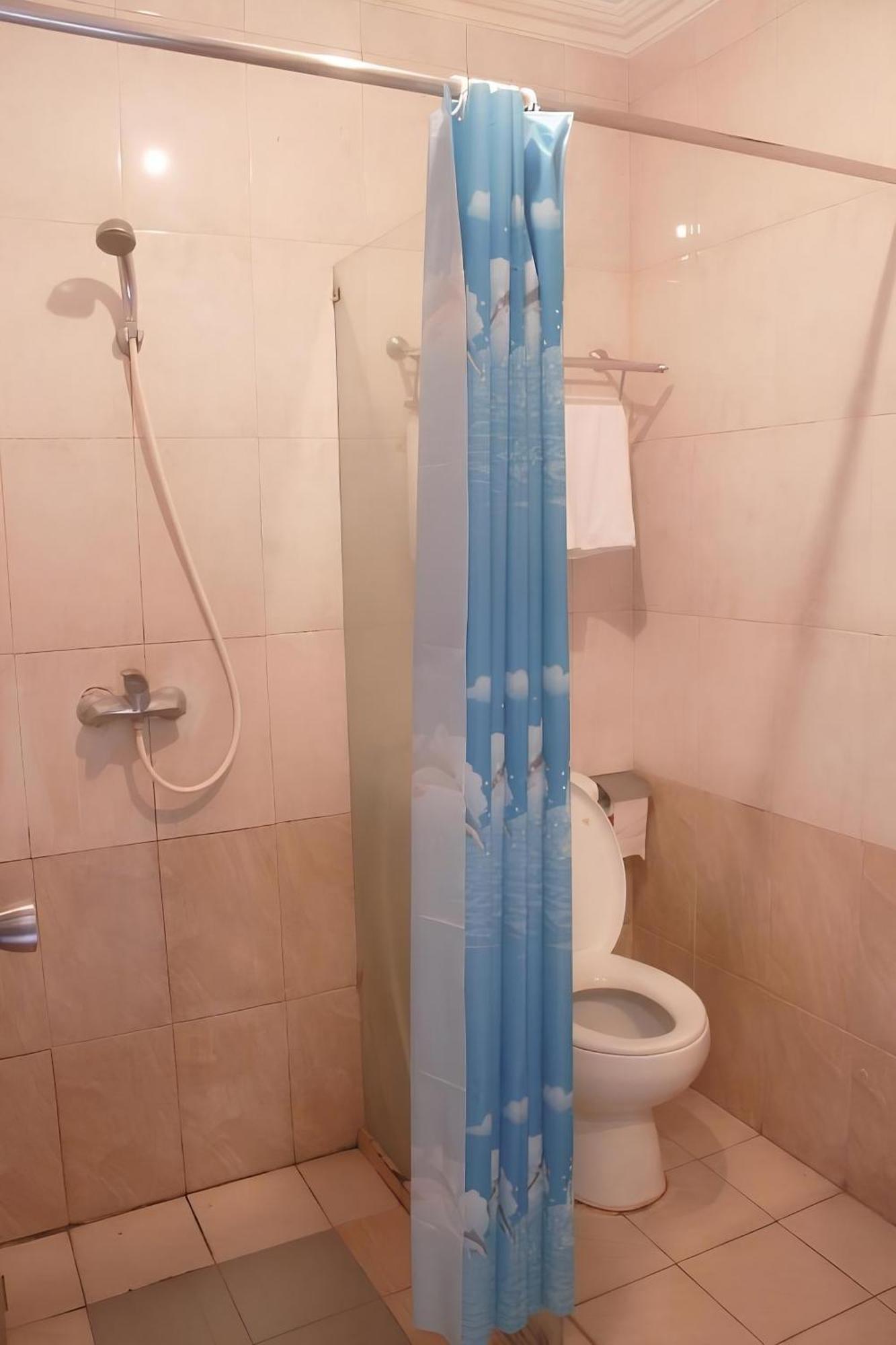 Front One Resort Indraloka Temanggung Экстерьер фото